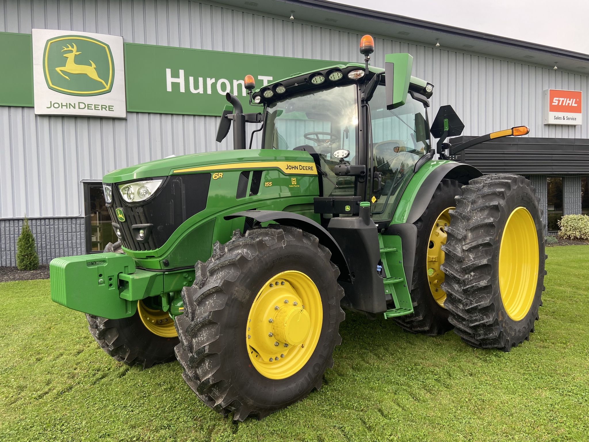 JD 6R 155 (E90933) – $309,990.00